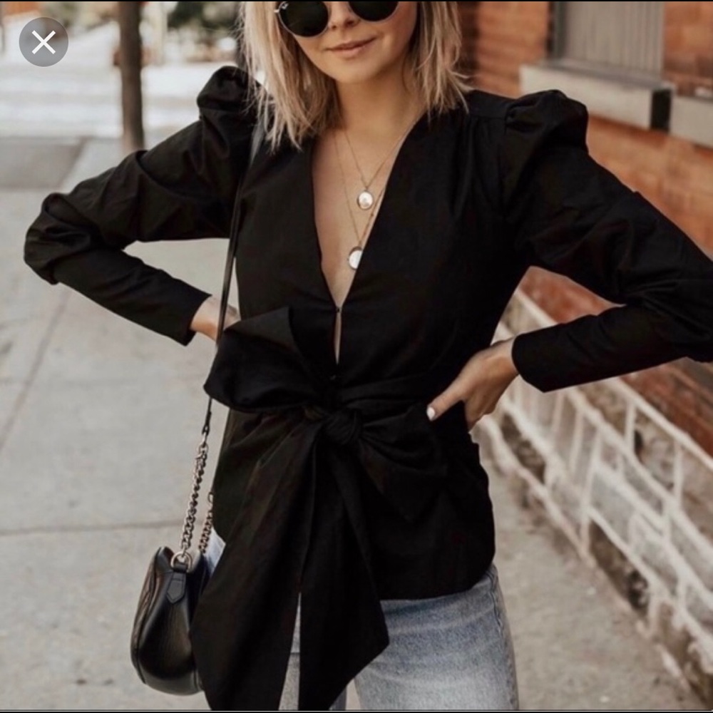 Gorgeous  Zara balloon sleeve jacket with tie